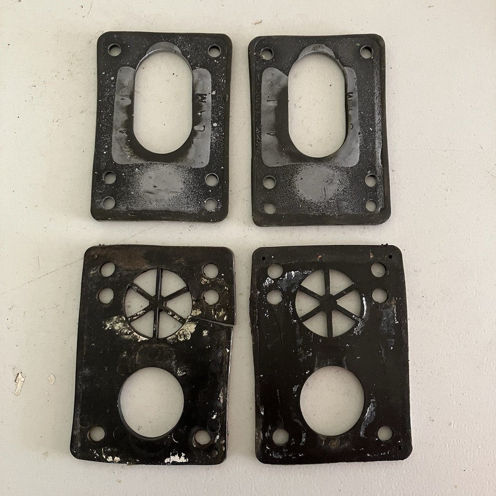 Black Riser Pads (2) Sets Skate Skateboard Skateboarding