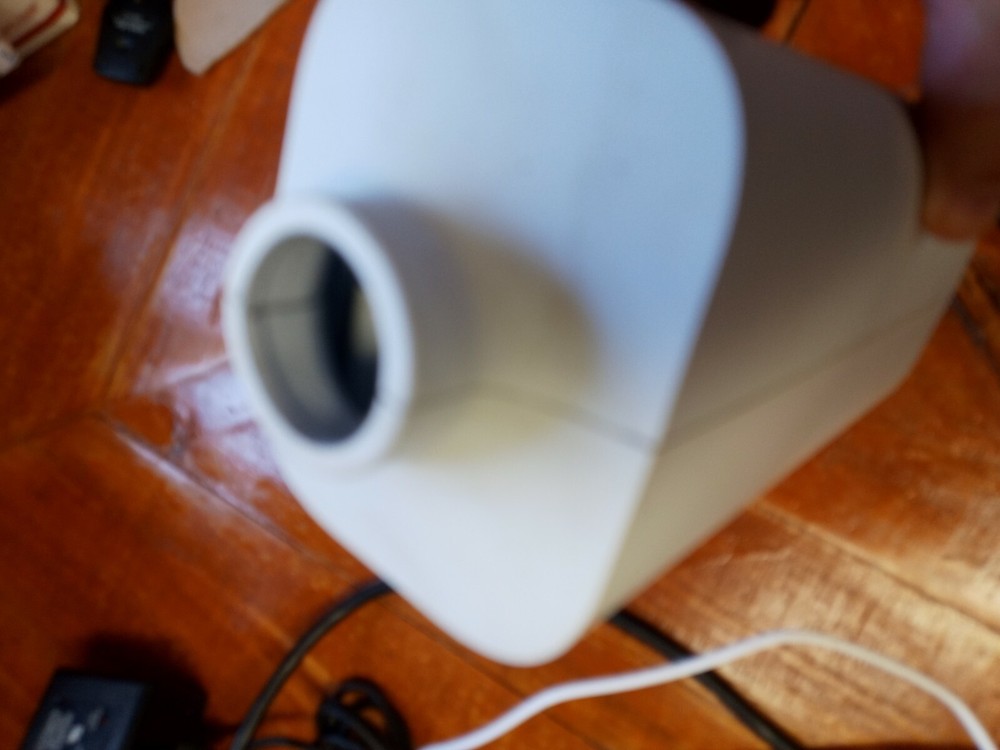 Welch Allyn Light Source IV for Model 48200 Lightpipe. Powers On.