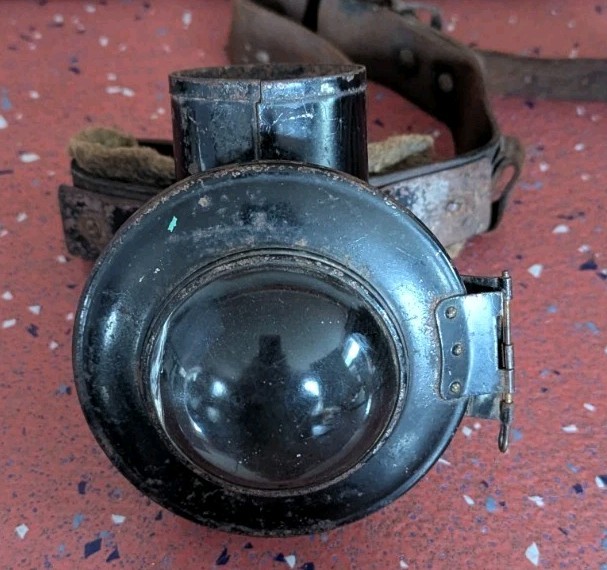 Model 1919 Miner's Carbide Archlight Head Lamp Antique Lantern Leather Strap