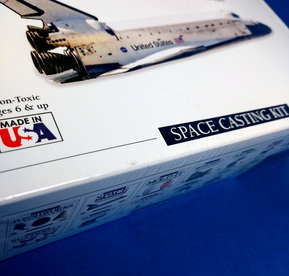 Eyewitness Kits SPACE EXPLORATION Casting Kit: Shuttle, Command Module, Saturn V
