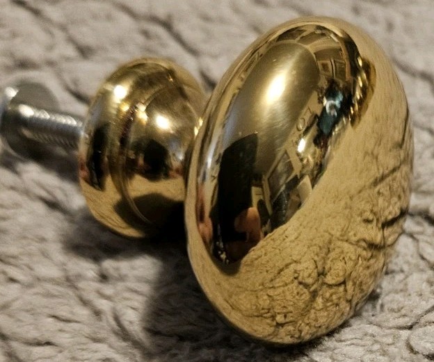 Brass Drawer Pull 1 1/4 Inches