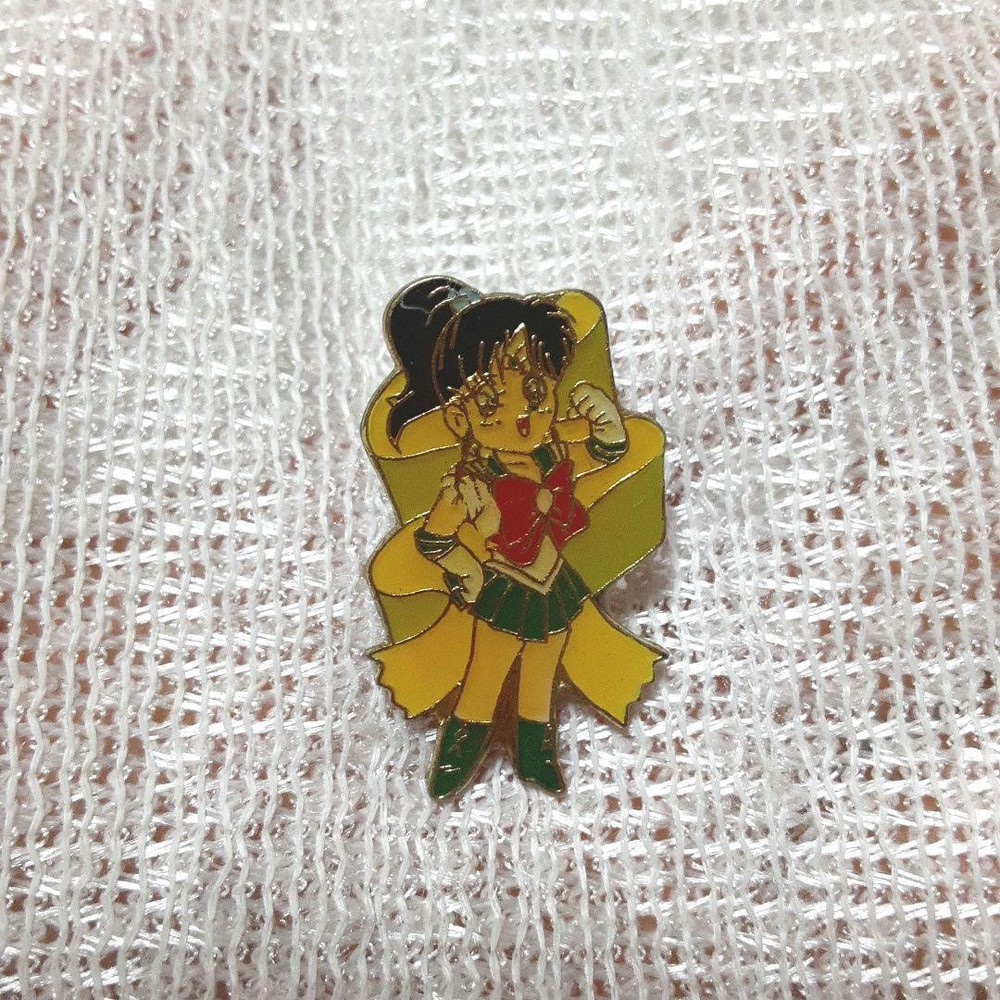 5 Sailor Moon Pins