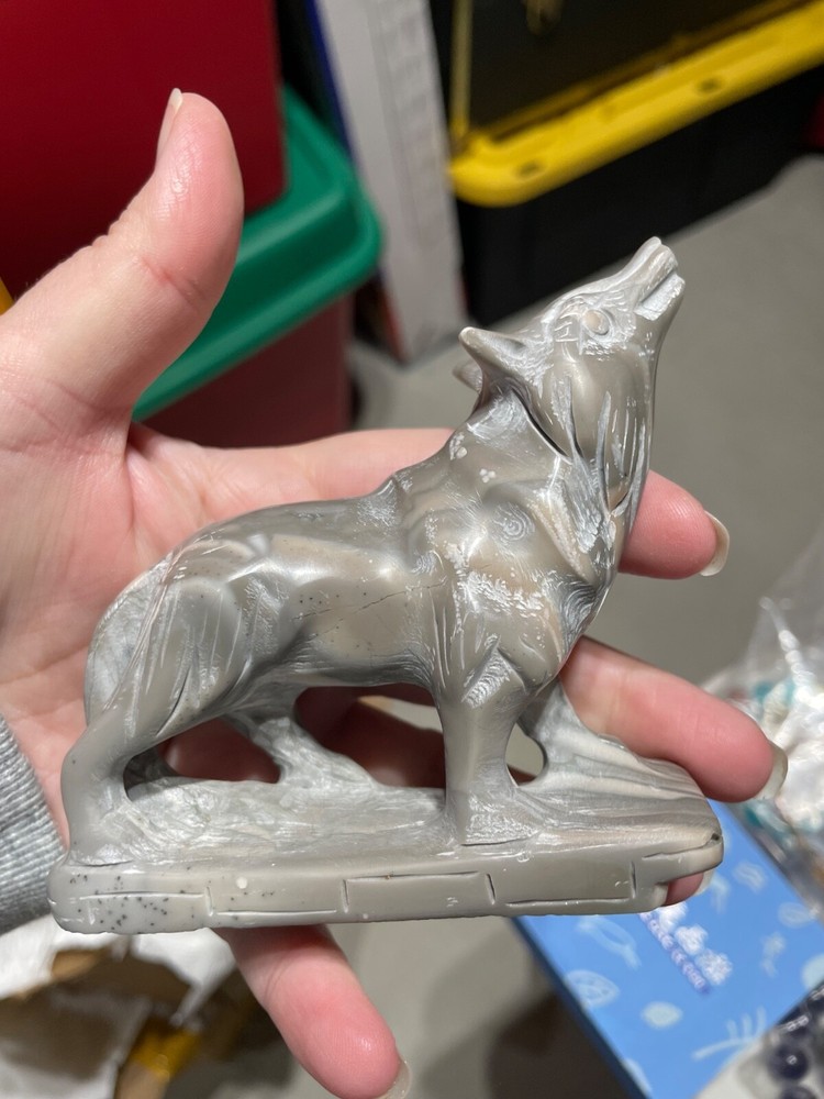 Wolf carving