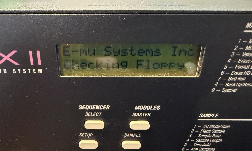 E-MU SYSTEMS EMAX II model 2213 16 Bit Digital Sound System