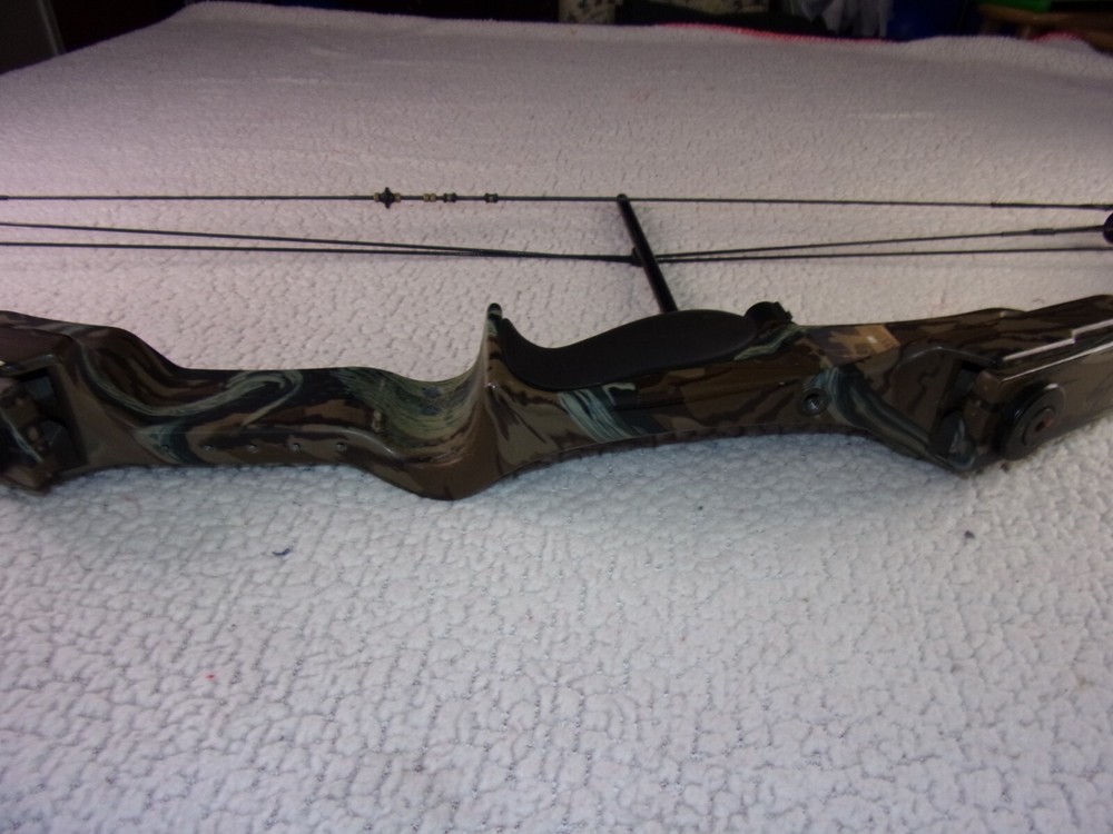 Golden Eagle Hawk System Compound Bow