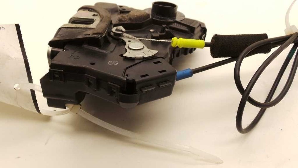 02-09 SCION TC DRIVER SIDE FRONT DOOR LOCK ACTUATOR ASSEMBLY