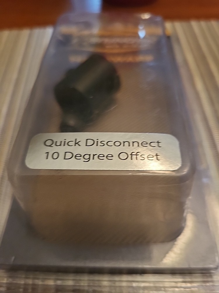 Bee Stinger Quick Disconnect, 10-Degree Down Angle, Black