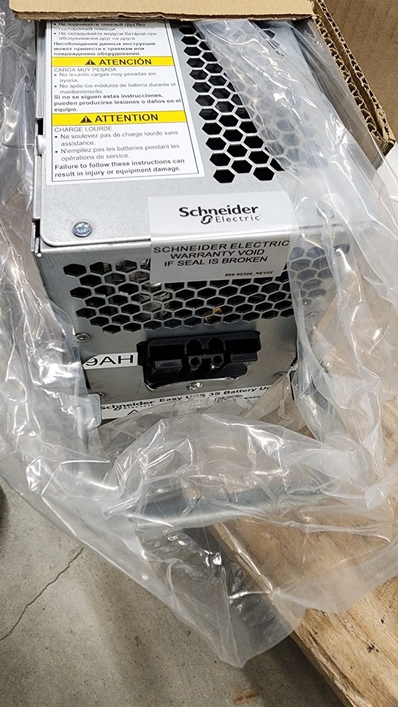 APC Easy UPS 3S High Capacity Battery Module E3SFBTHU - OPEN BOX