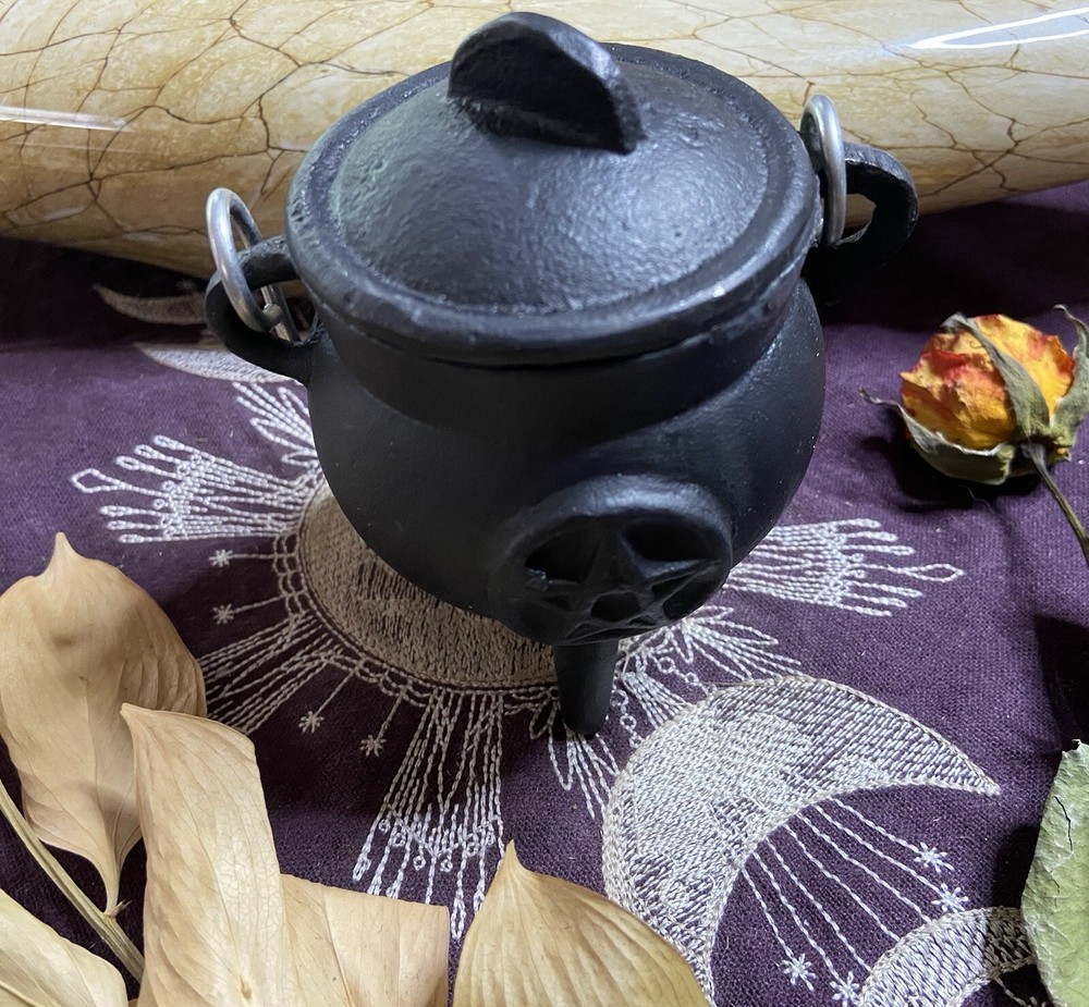 Mini Cast Iron Cauldron With Pentacle, Pagan, Witchcraft, Altar Tools, Voodoo