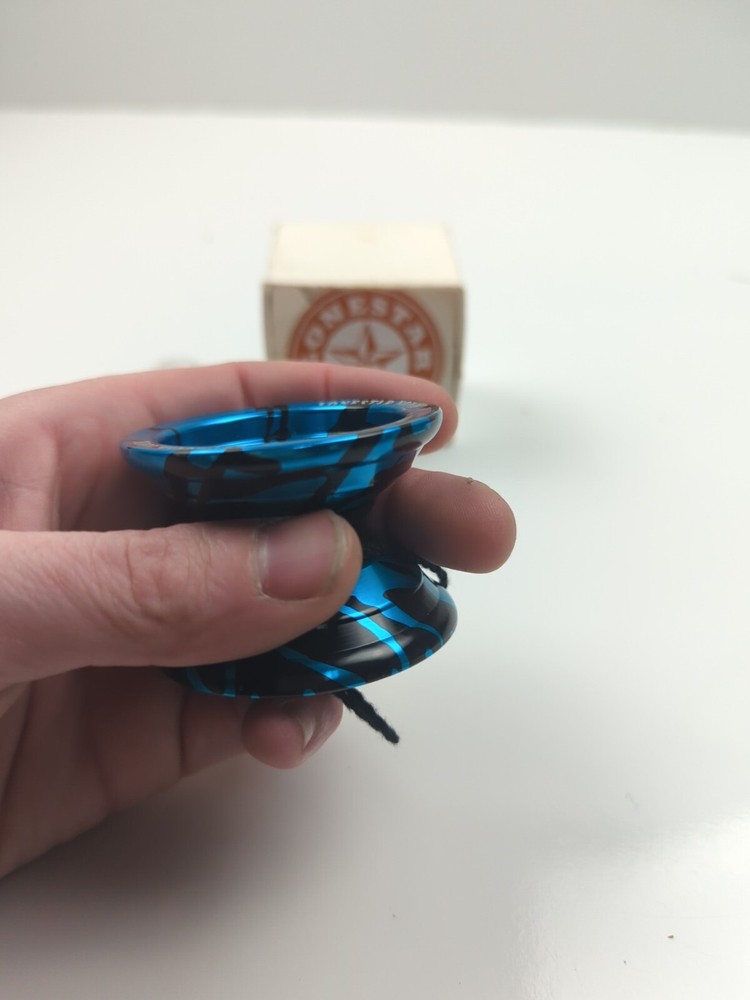 Supreme Lonestar Yoyo
