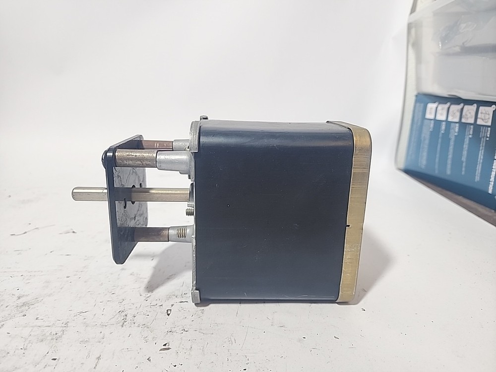 General Electric 16SB1B9X16 Control Switch