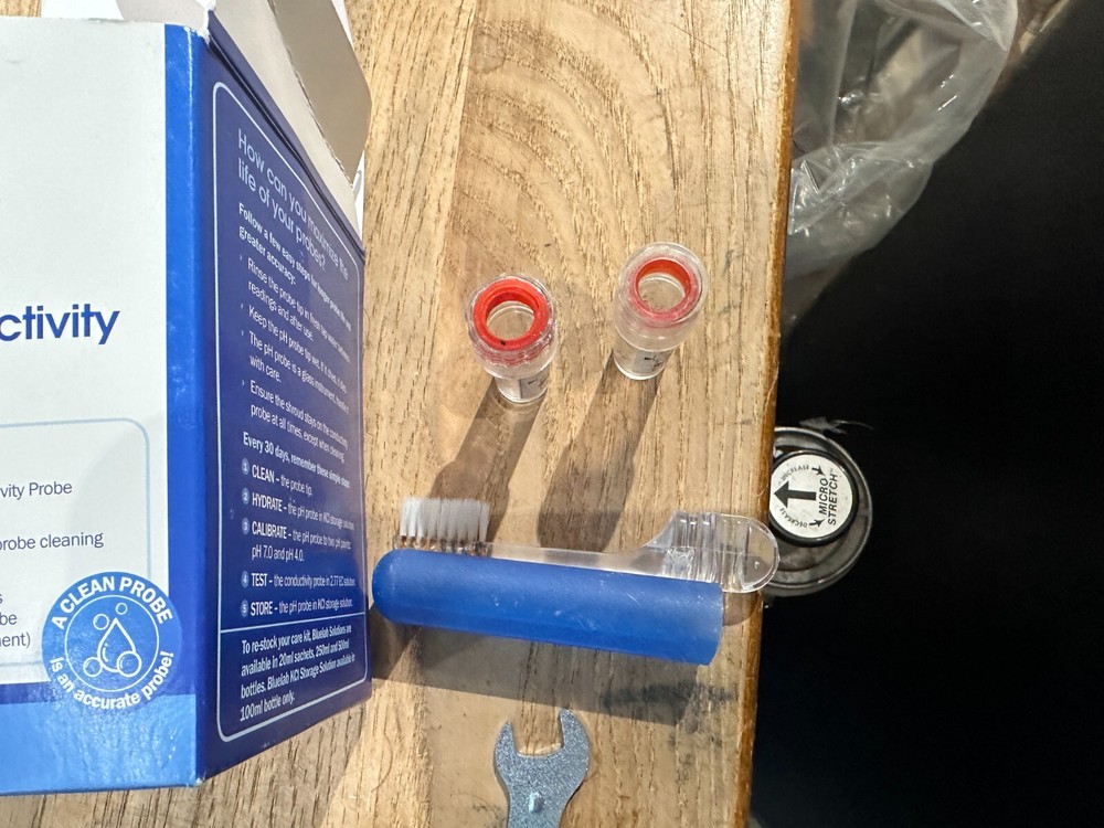 bluelab pH & Conductivity Probe Care Kit (Partial)