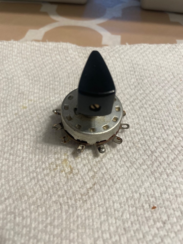 D&A Phantom linear amplifier band switch