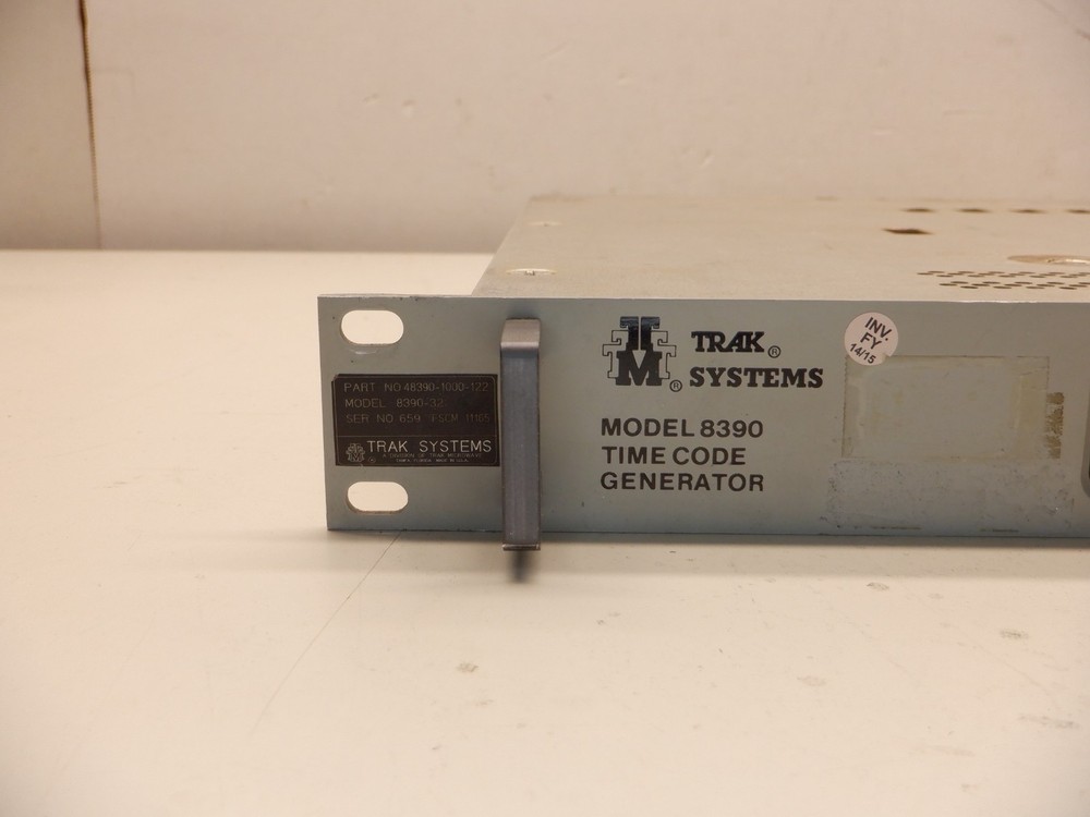 TRAK SYSTEMS MODEL 8390 TIME CODE GENERATOR