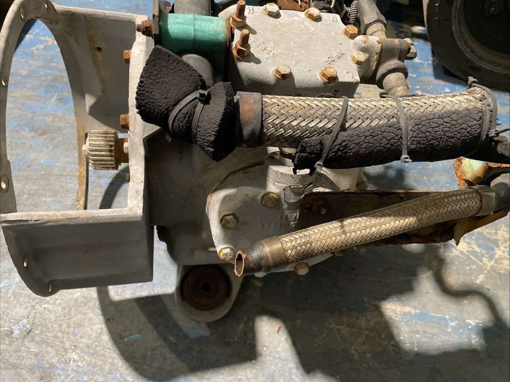 CARRIER TRANSICOLD AIR COMPRESSOR MODEL 05GC041170