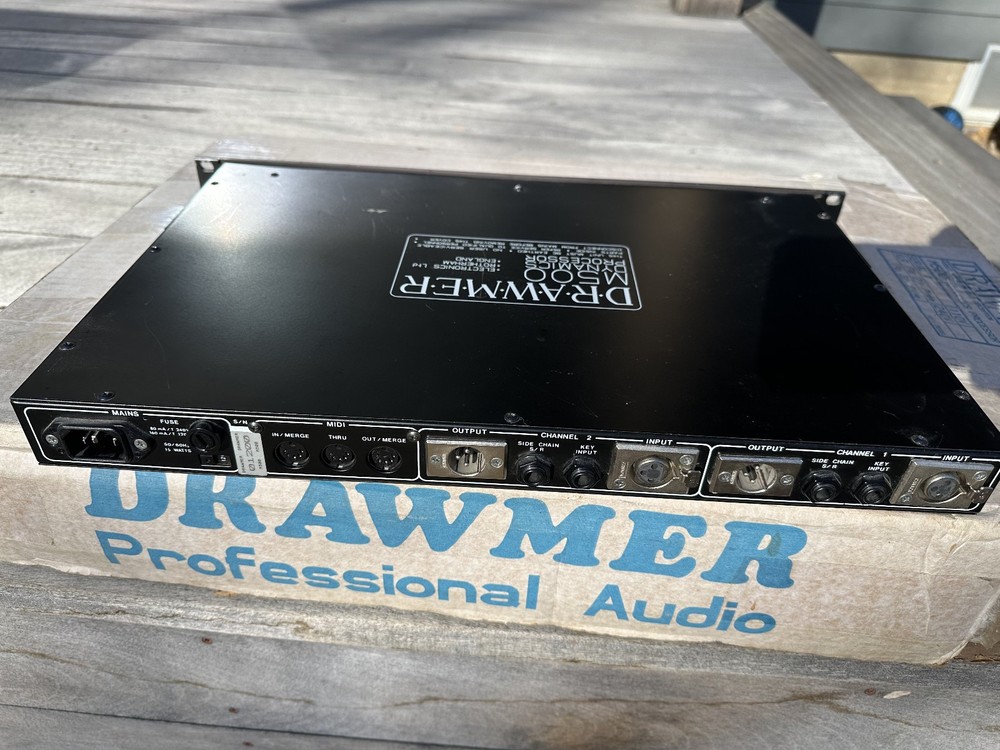 Drawmer m500 dynamics processor in good condition with original box.