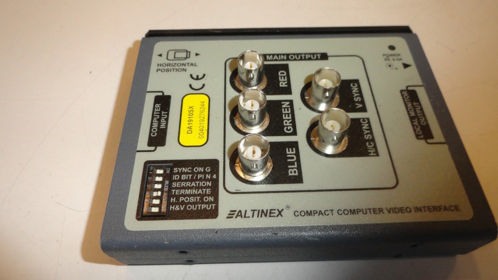 QQ1: ALTINEX COMPACT COMPUTER VIDEO INTERFACE