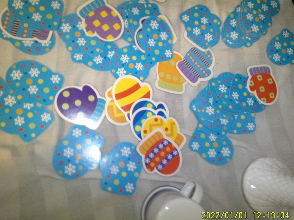 OVER 50 CARD BOARD MITTEN CRAFT ITEMS MULTICOLORS