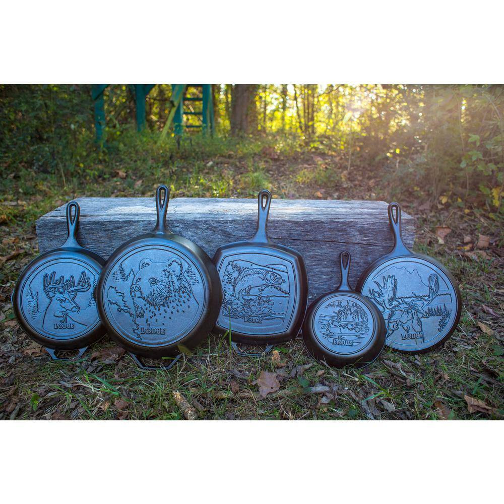 Wildlife Series 10.5 In. Cast Iron Moose Griddle