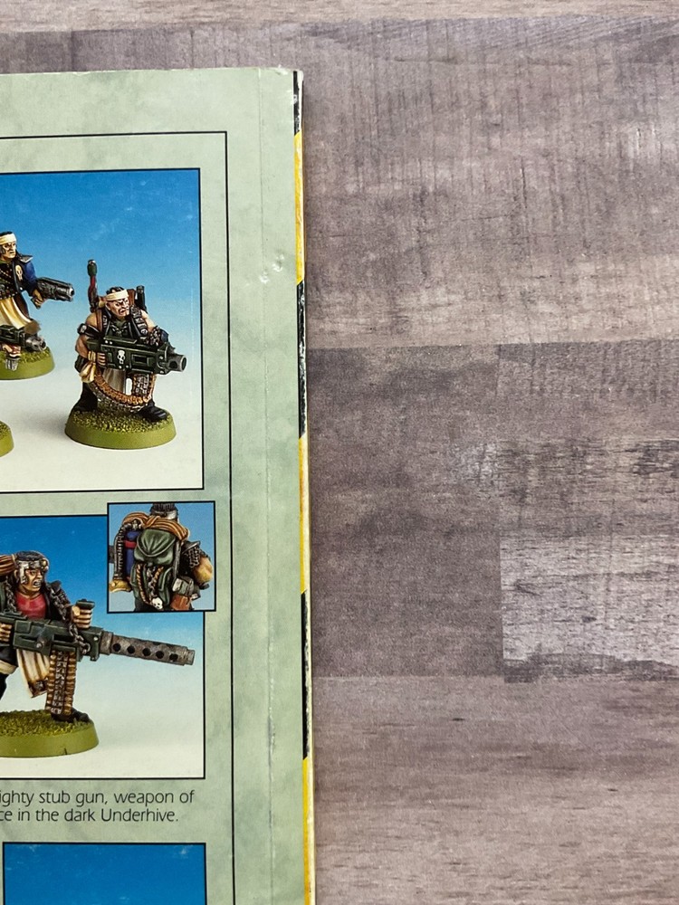 Necromunda Sourcebook - Necromunda Warhammer Games Workshop 1995 -KT