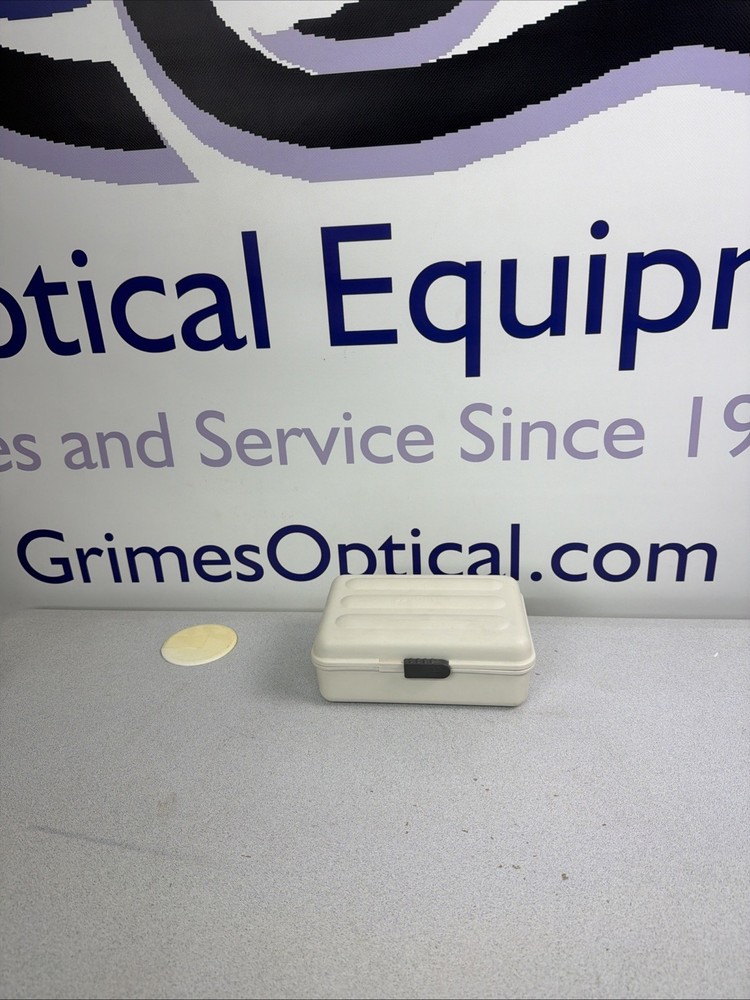 Topcon Auto Refractor/Keratometer Test Eye