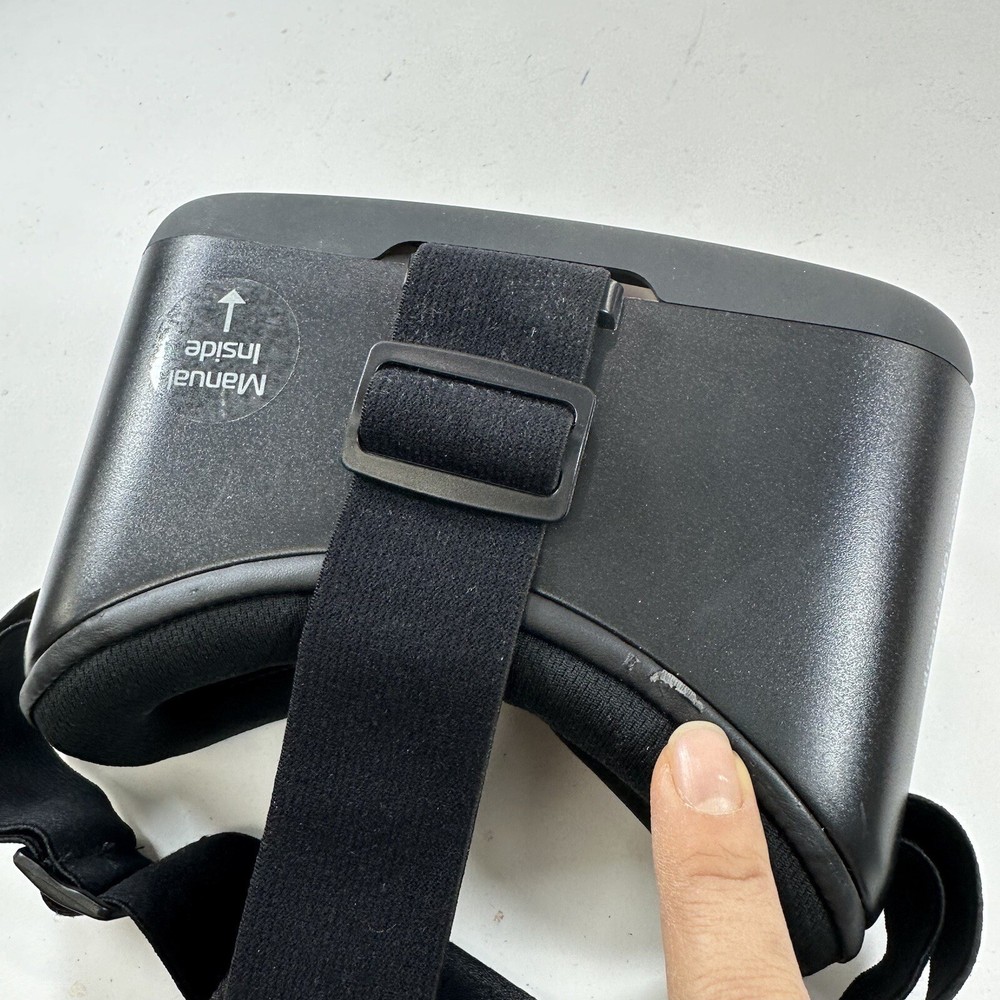 VIRTUAL REALITY HEADSET DREAM VISION PRO With EARBUDS