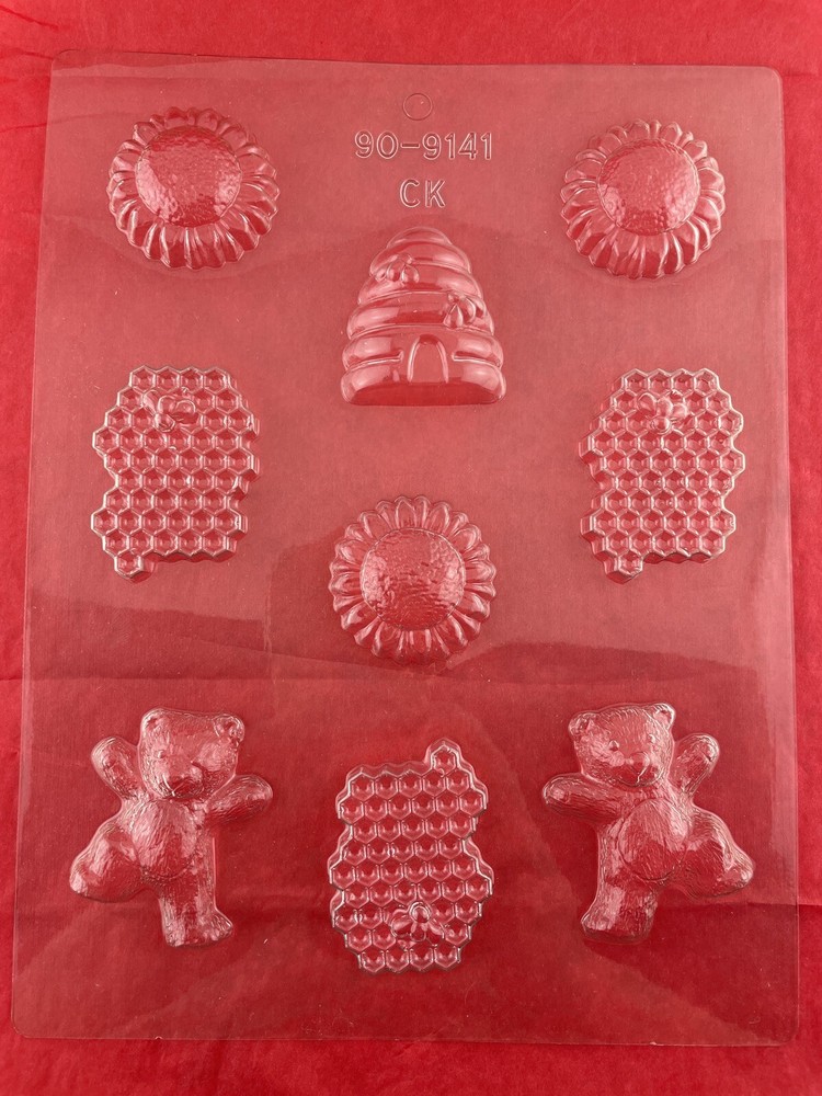 Hearth Song Bears n Bees Soap Making Casting Kit Model 2510 Bath Crafts