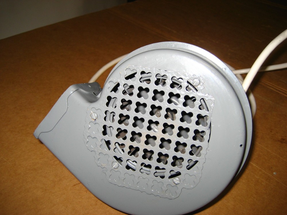 Squeral Cage Blower