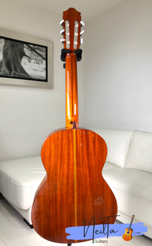 MORRIS M-15 CLASSICAL GUITAR 1970