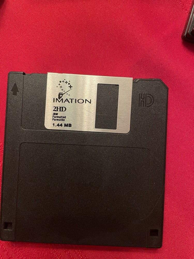 25 3.5" FLOPPY DISKS All Tested And Formated