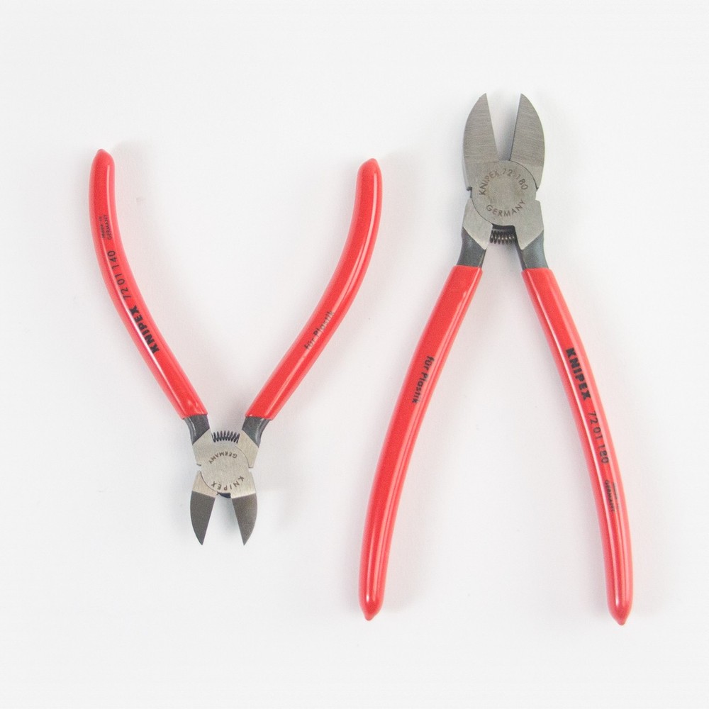 Knipex 2 Piece Diagonal Cutters for Plastics Set