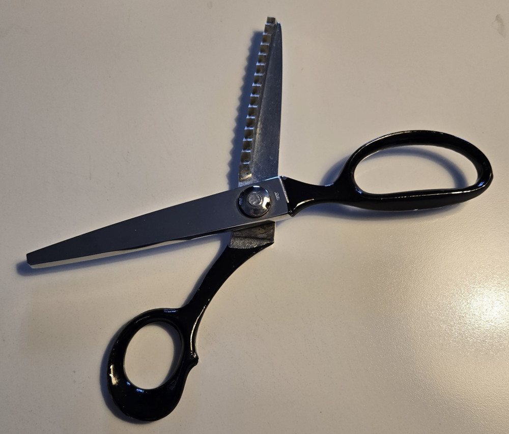 Singer Pinking Shears Model 307 Italy
