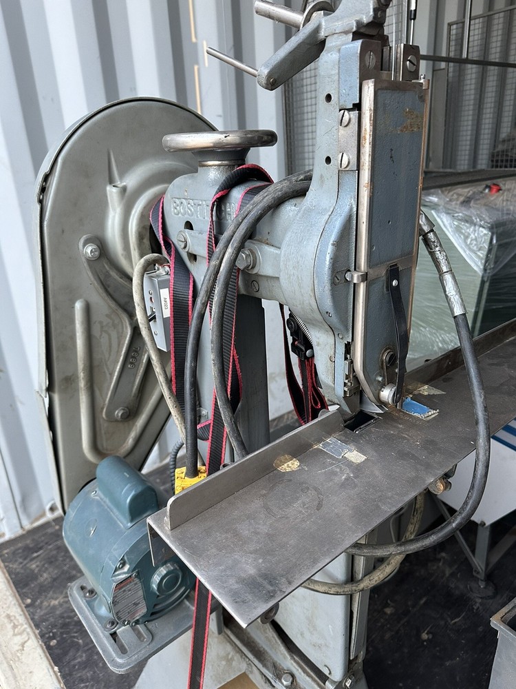 Bostitch Boston Wire Stitcher
