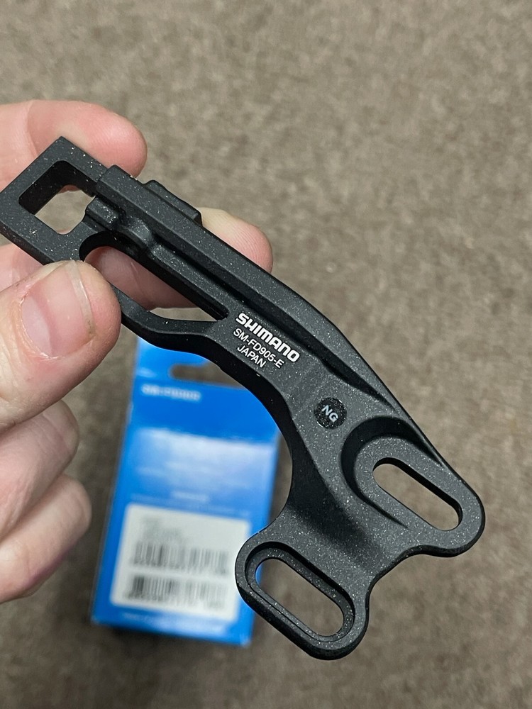 Shimano XTR Di2 SM-FD905-E Front Derailleur Adaptor E-Type Mount