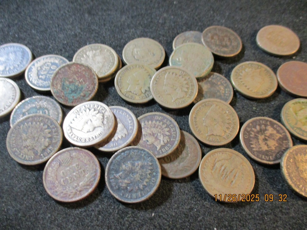 (32) 1863 INDIAN CENT AG ALL WITH PROBLEMS 32 COINS