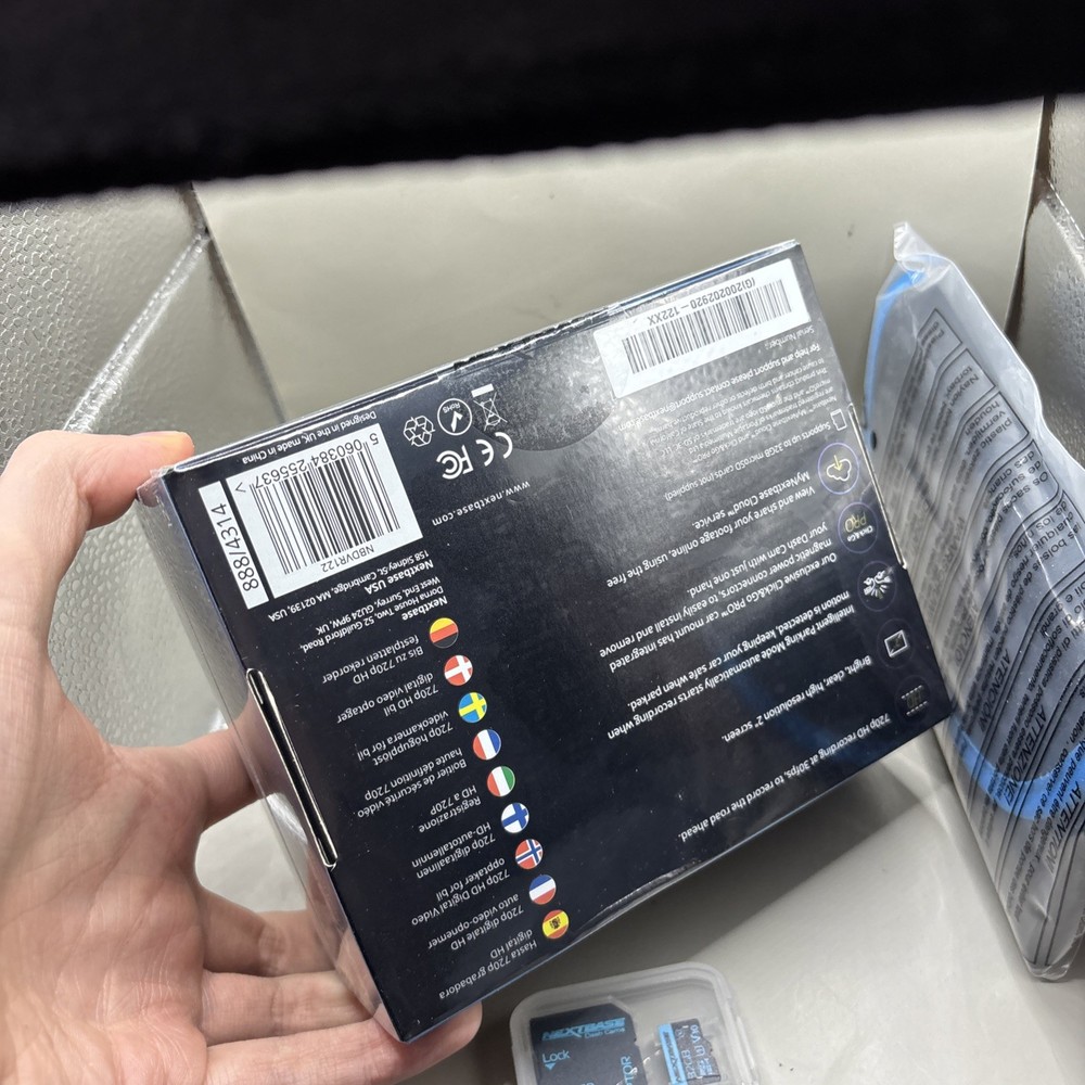 NextBase Dash Cam 122 with 32GB SD Card And Case