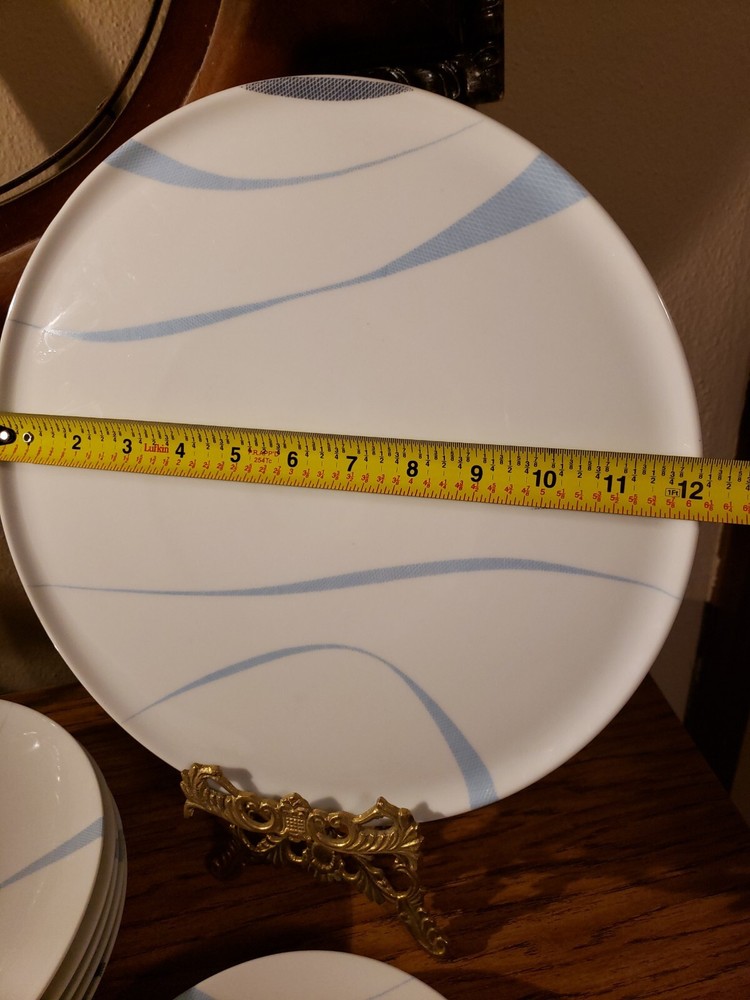 THOMAS FINE CHINA GERMANY 9 PC. DINNERWARE SET