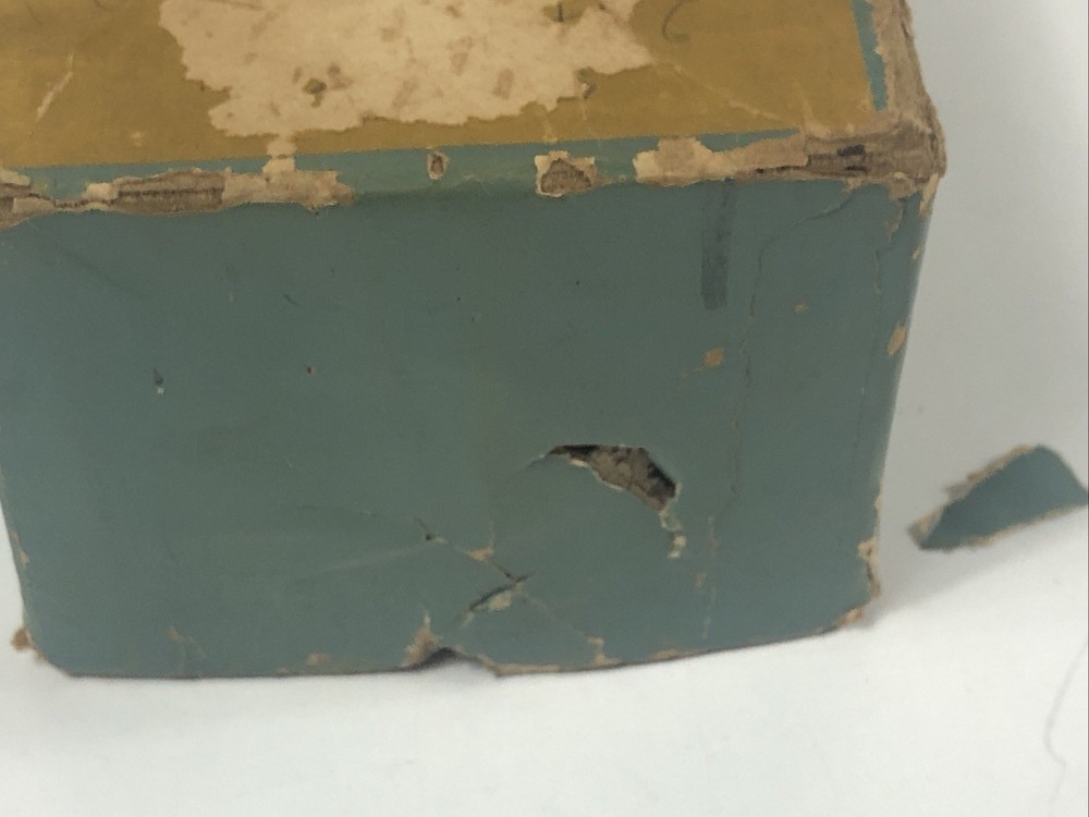 FAMOUS BUTTONHOLE WORKER ORIGINAL BOX With Instructions & Chisel Handle