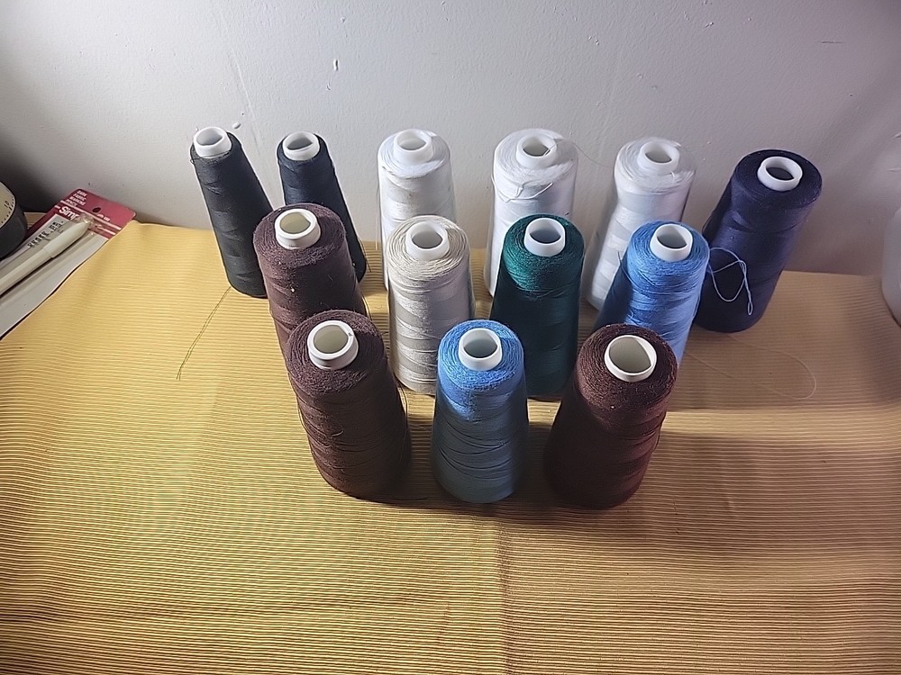 13 large open spools thread -Maxilock -Talon Surelock - Mixed Color
