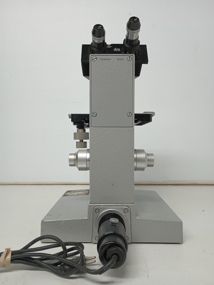 Vintage Leitz Wetzlar Dialux Microscope