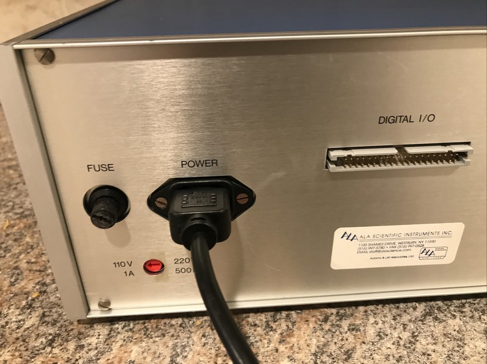 HEKA EPC 9/2 DOUBLE PATCH CLAMP W/ EPC 9 PATCHCLAMP VERS.C