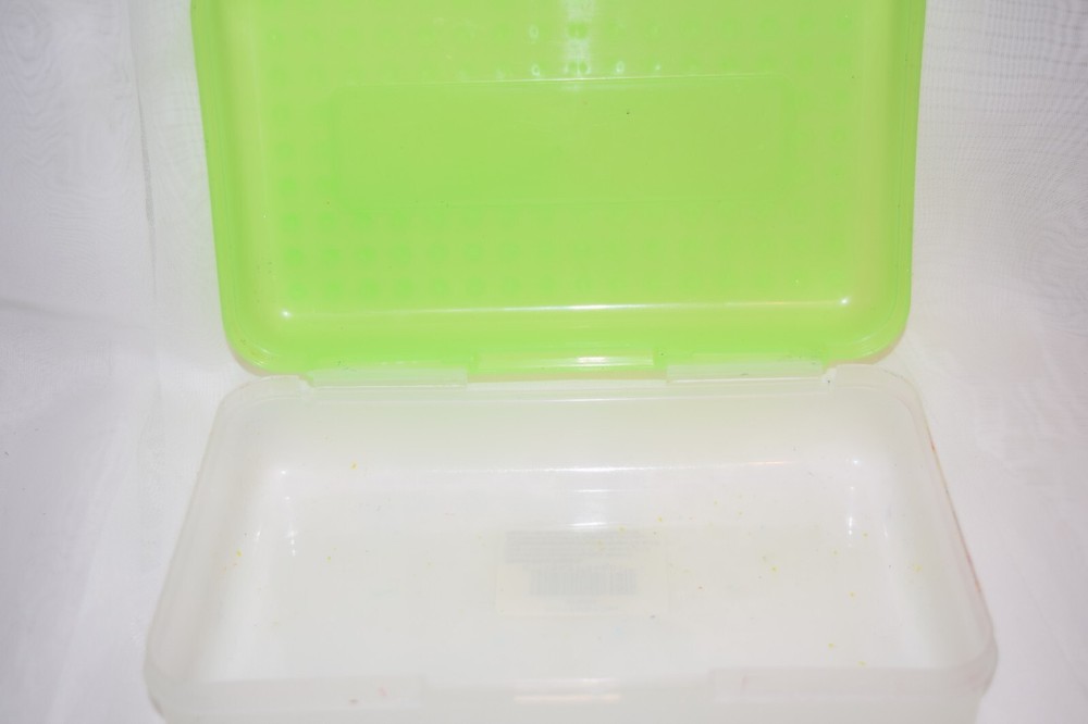 Vintage Bright Green Spacemaker Pencil Case Snap Lid Durable Plastic Storage Box