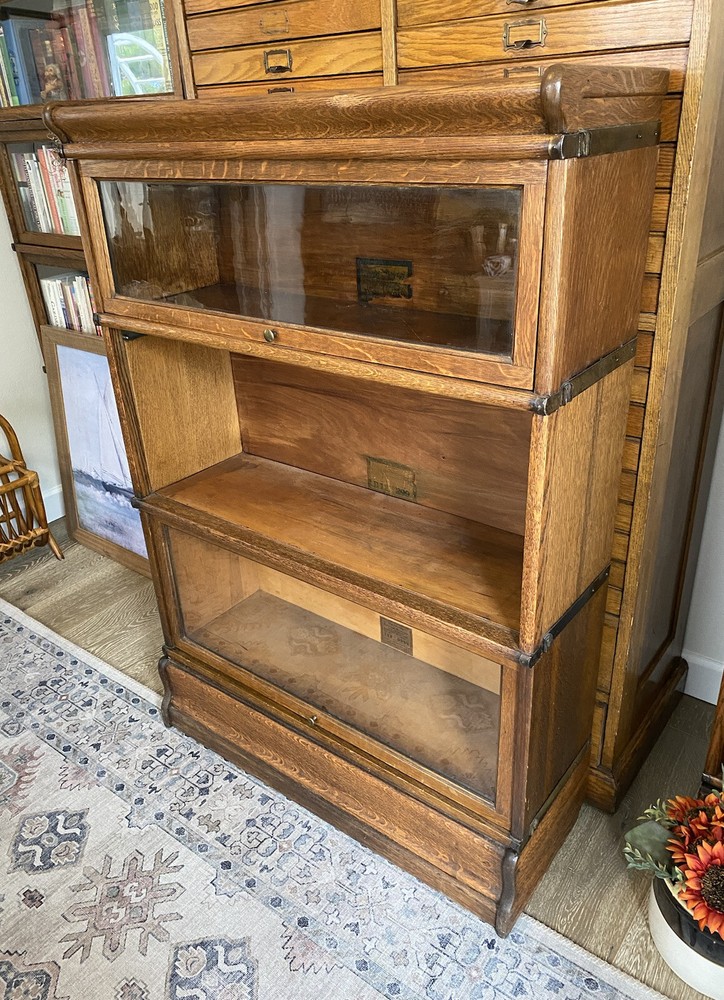 Excellent 34”  Globe Wernicke Golden Oak 3 Stack Barrister Bookcase