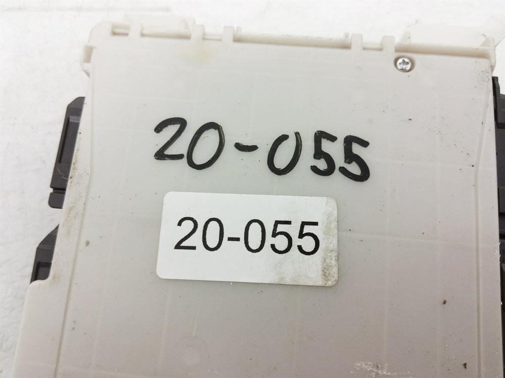 2018-2020 Toyota Prius Prime Multi Plex Network Computer Module Unit 89220-4Em50