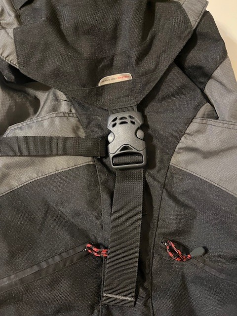 Old Navy Active Trek system outdoor sporty backpack