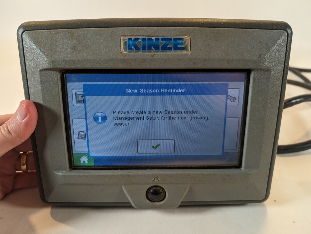 Kinze Cobalt A13554 No Unlocks