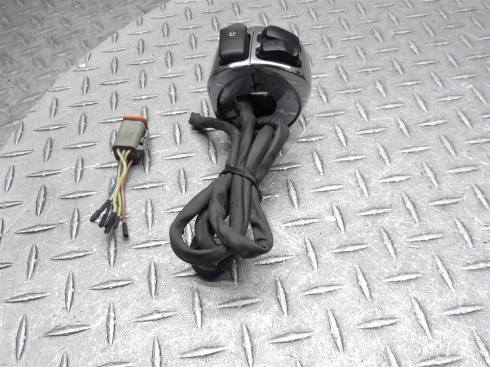 2004 04 Harley Davidson Heritage Softail Classic FLSTCI Left Handlebar Switch