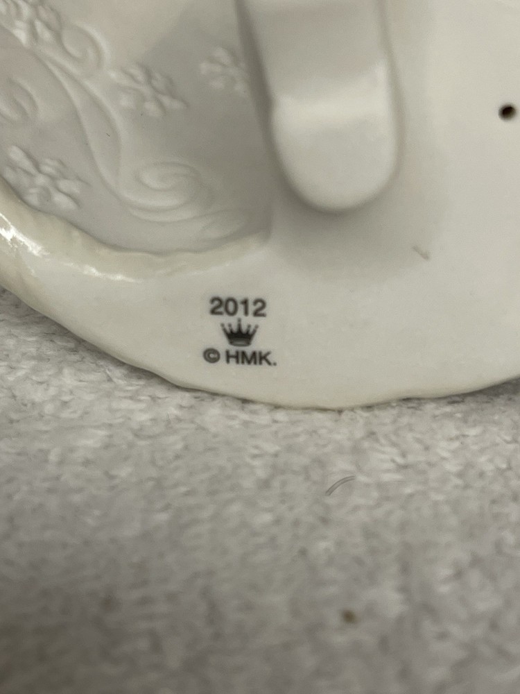 Hallmark Keepsake Christmas Ornament By Santa’s Light 2012