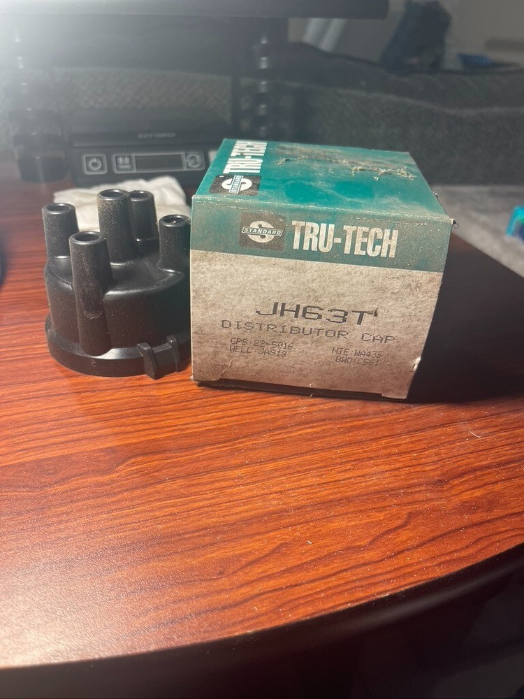 Standard JH63T Distributor Cap - Make Offer!!