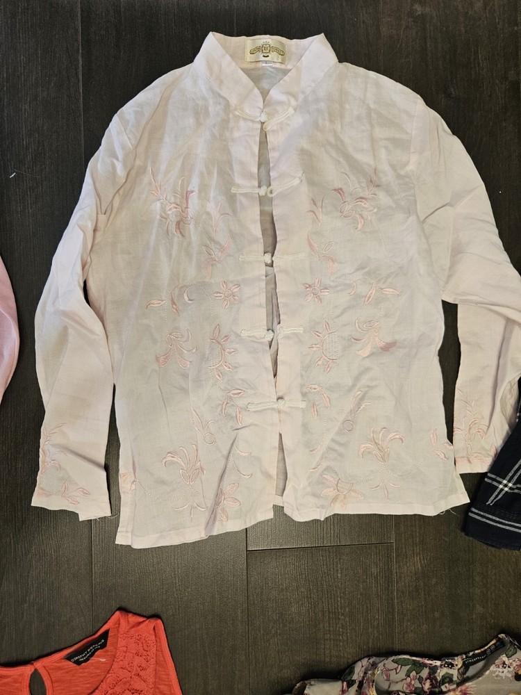 ⭐(no. 357) Ladies / Women Bundle Size 12 top bundle